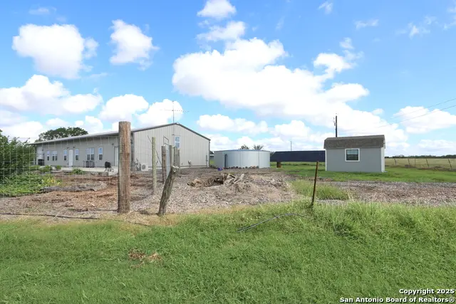 1221 N Santa Clara Rd, Marion, TX 78124 - Image #3
