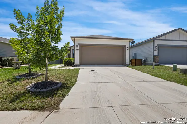 3857 Ivy Path, St Hedwig, TX 78152