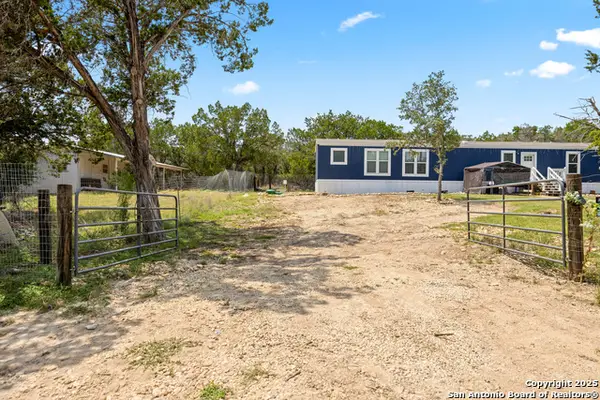 176 Hidden Valley, Bandera, TX 78003
