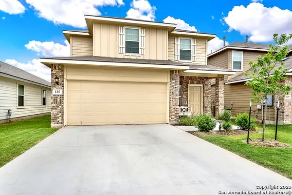 125 Legendary Trail, Floresville, TX 78114