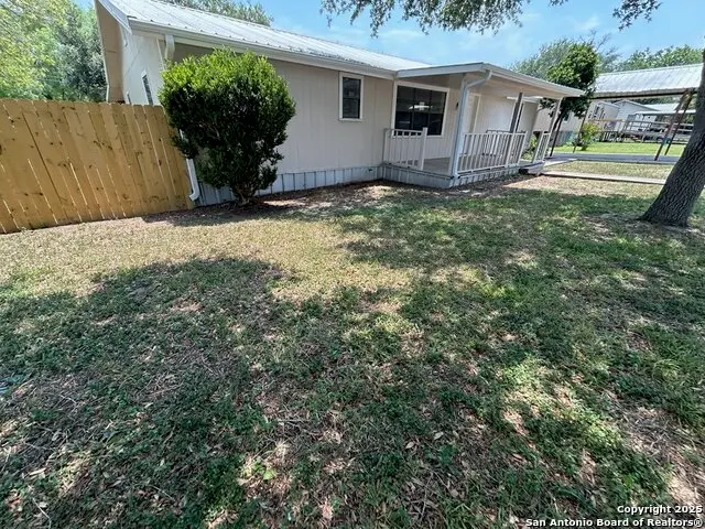 1201 Terry, George West, TX 78022 - Image #1