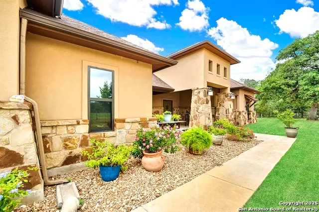 1494 County Road 433, Stockdale, TX 78160 - #3