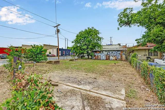110 Zapata, San Antonio, TX 78210 - Image #1