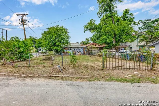 110 Zapata, San Antonio, TX 78210 - Image #2