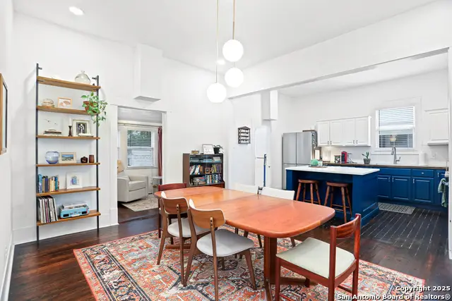 1106 W Summit Ave, San Antonio, TX 78201 - Image #1