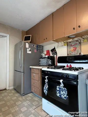 2407 Aiken, San Antonio, TX 78237 - Image #3