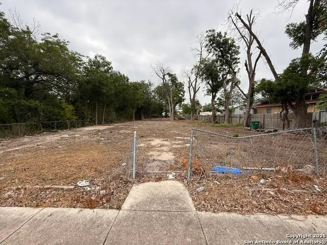 610 Weinberg, San Antonio, TX 78214 - Image #3