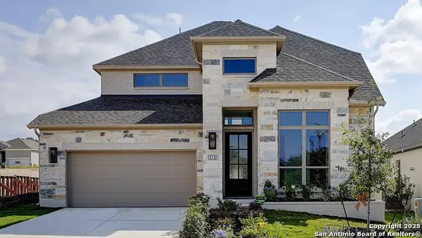 213 Hidalgo, Boerne, TX 78006