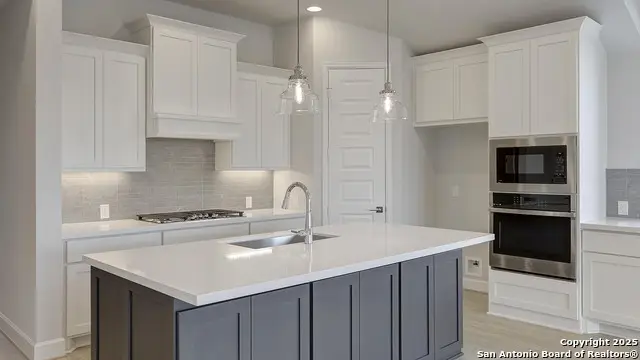 175 Hillside Park, San Antonio, TX 78253 - Image #2