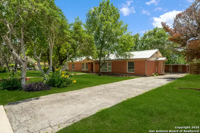 117 Danube, Castle Hills, TX 78213 - Image #2