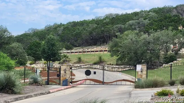 502 Winding Ravine, San Antonio, TX 78258 - Image #2