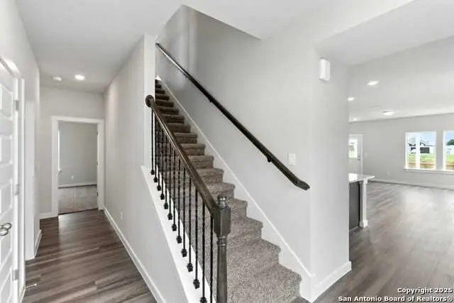 983 Manger Lane, New Braunfels, TX 78130 - Image #3