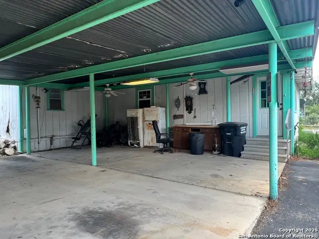 413 4th St, Poteet, TX 78065 - Image #3