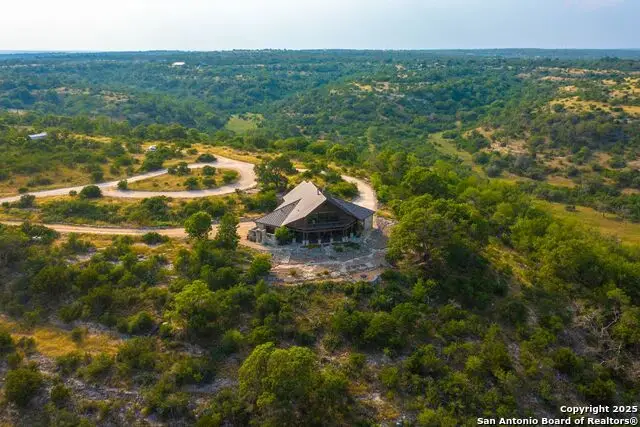 225 Valley View Rd, Comfort, TX 78013 - Image #2