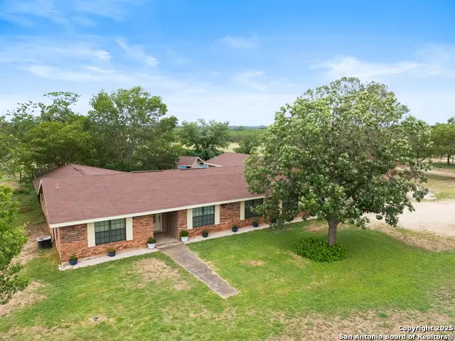 1373 County Road 373, Uvalde, TX 78801 - Image #2