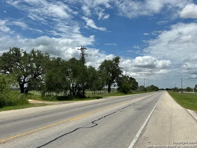 7527 N Highway 16, Poteet, TX 78065 - Image #2