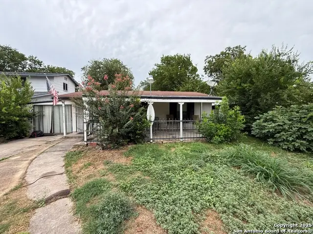 215 W Academy, San Antonio, TX 78226 - Image #2