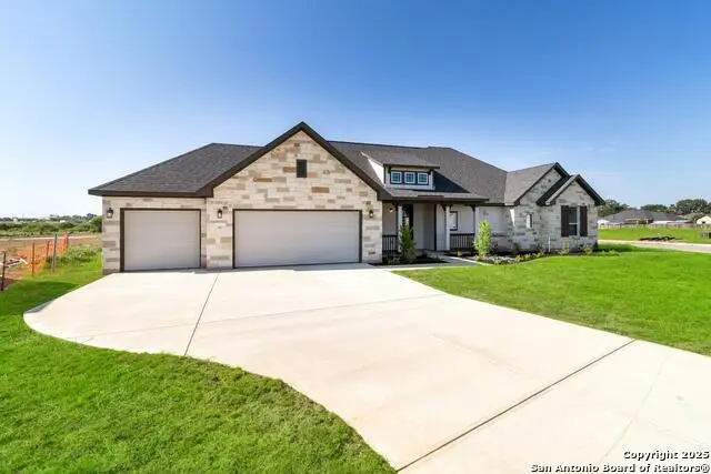 1562 Vista View Drive, Pleasanton, TX 78064 - Image #2