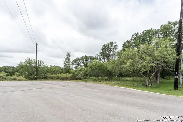 174 & 175 Meridian Court, New Braunfels, TX 78132
