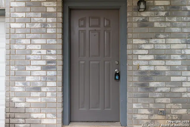 8310 Border Ridge, San Antonio, TX 78240 - Image #3