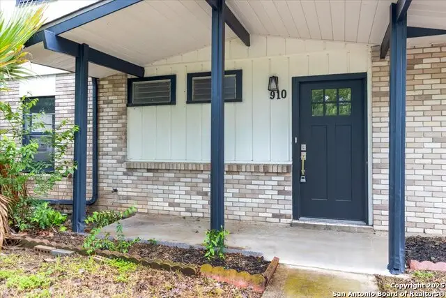 910 Mount Kisco, San Antonio, TX 78213 - Image #3