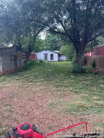 122 N. Garcia, Pearsall, TX 78061 - Image #3