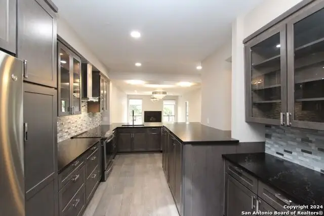 701 Saint Marys #15, San Antonio, TX 78205 - Image #2