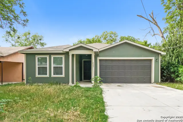 223 Baxter, Seguin, TX 78155 - #1