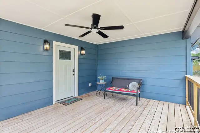 333 S Mesquite, New Braunfels, TX 78130 - Image #2