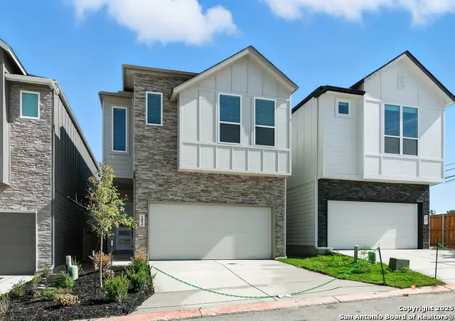 6464 Babcock Rd #202, San Antonio, TX 78249 - Image #2