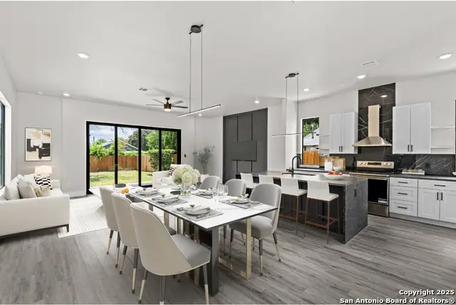 302 Bank, San Antonio, TX 78204 - Image #3