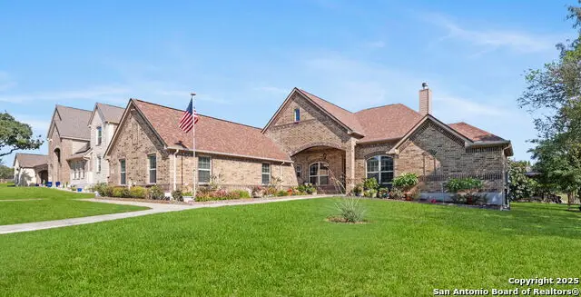 287 Cascade, Castroville, TX 78009 - Image #2