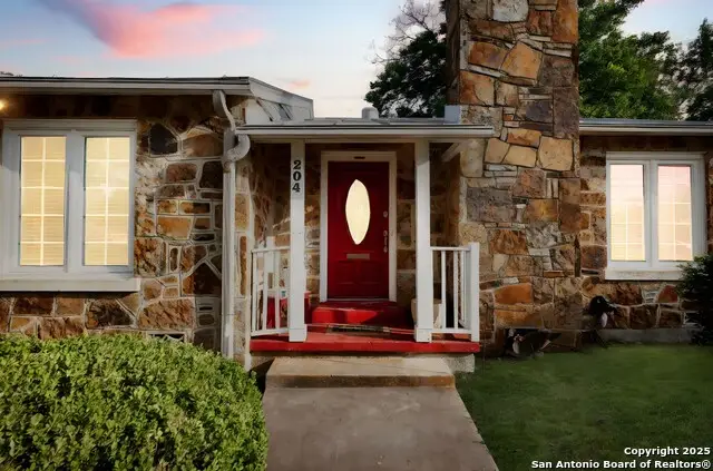 204 E Nottingham, San Antonio, TX 78209 - Image #3