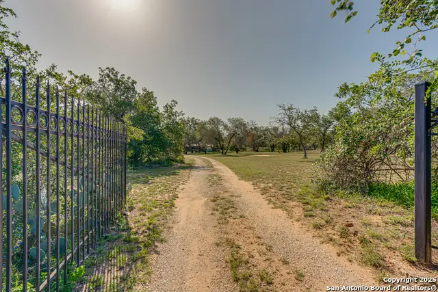 204 County Road 7725, Natalia, TX 78059 - Image #3