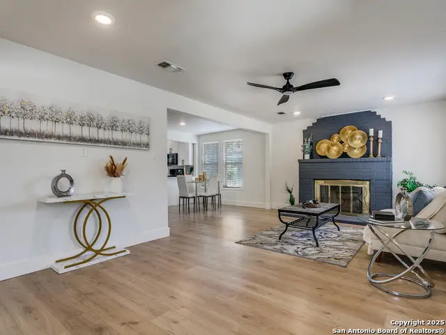 1002 Fulton Ave, San Antonio, TX 78201 - Image #3