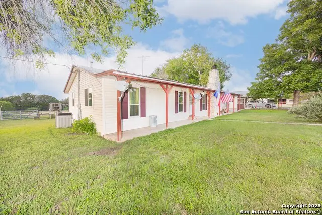 1628 County Road 357, Utopia, TX 78884 - Image #2