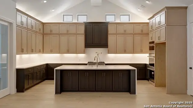 35 Enia Circle, San Antonio, TX 78257 - Image #2