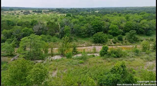 636 Martingale, Bandera, TX 78003 - #3
