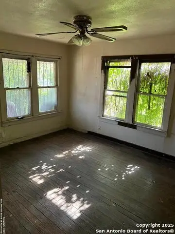 227 Noria St, San Antonio, TX 78207 - Image #3