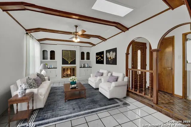 10511 Milldale, San Antonio, TX 78230 - Image #2