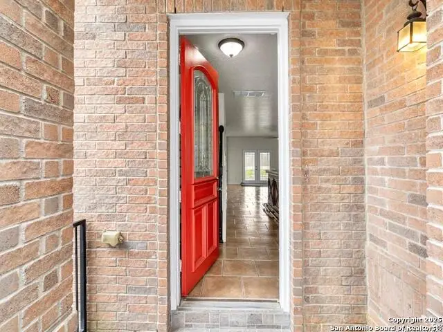 6608 Woodbell, Live Oak, TX 78233 - Image #2