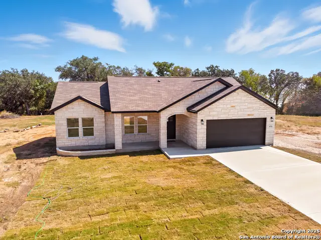 16724 Tapatio St, Atascosa, TX 78002 - Image #2