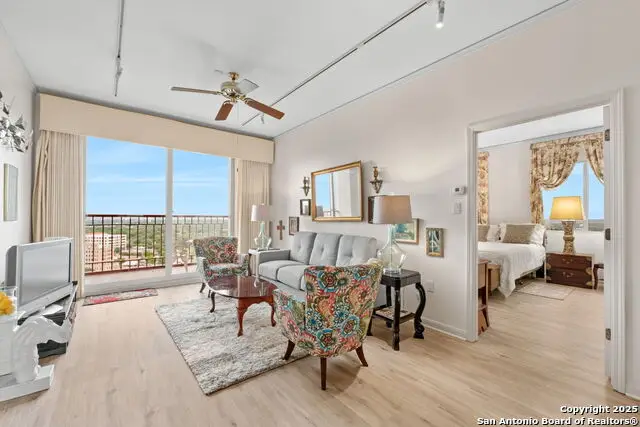 1 Towers Park Ln #2207, San Antonio, TX 78209 - Image #1