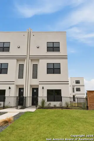 3214 N Elmendorf #102, San Antonio, TX 78201 - Image #1