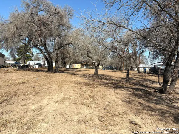 1572 Sea Spray, San Antonio, TX 78264