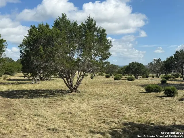 1268 Lariat, Bandera, TX 78003 - Image #3
