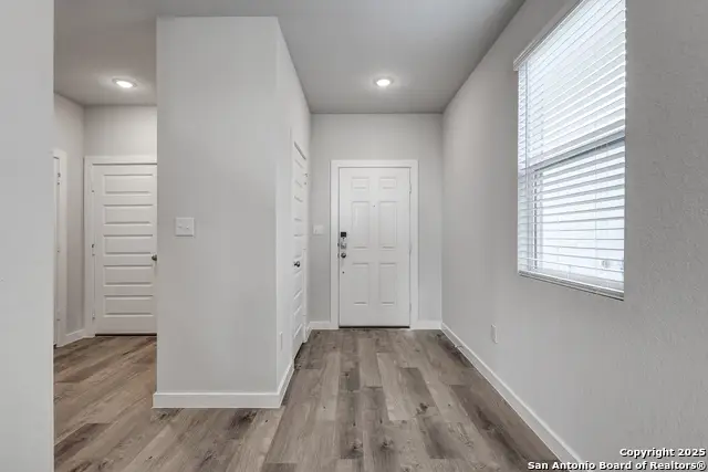 9990 Forestier Grn, San Antonio, TX 78214 - Image #3