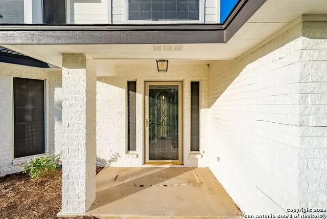 123 Country Gardens, La Vernia, TX 78121 - Image #3