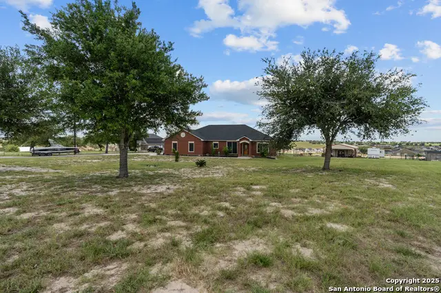 700 Lake Valley, La Vernia, TX 78121 - Image #2