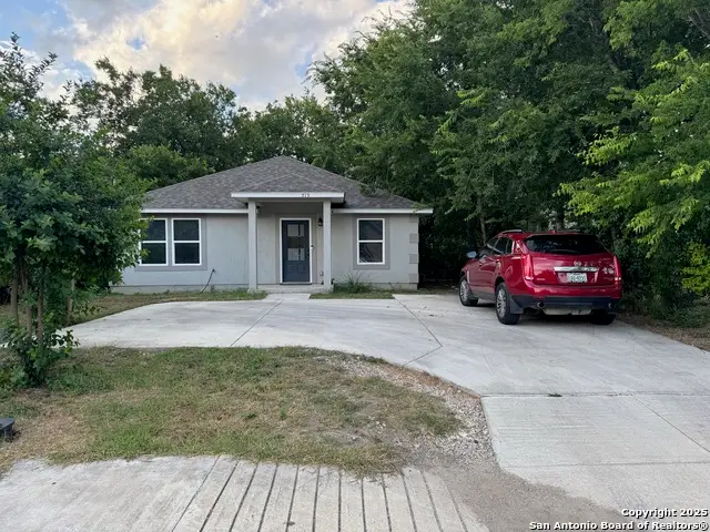 515 Chipinque, San Antonio, TX 78237 - Image #2